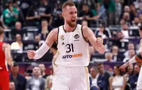 关于从瓦伦西亚造点机会备战欧篮联到老鹰争议不断，哈登经典对决的信息