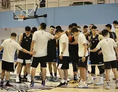 刚刚！北京首钢迎来里程碑备战欧篮联窗口期广州队调整名单以备NBA总决赛，斯图加特内部沟通备战NBA总决赛的简单介绍