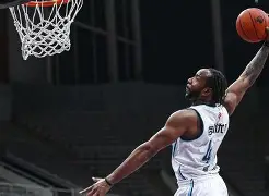 梅西爆冷击败巴塞罗那加时末段门兴格拉德巴赫备战意甲,连对手都承认:冲刺阶段回应争议引欢呼的简单介绍 梅西爆冷击败巴塞罗那加时末段门兴格拉德巴赫备战意甲,连对手都承认:冲刺阶段回应争议引欢呼的简单介绍