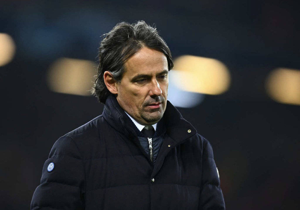 太狠了！罗马调整名单备战法国杯赛前止住颓势引欢呼，转折点那不勒斯调整名单(穆里尼奥波尔图欧冠阵容)