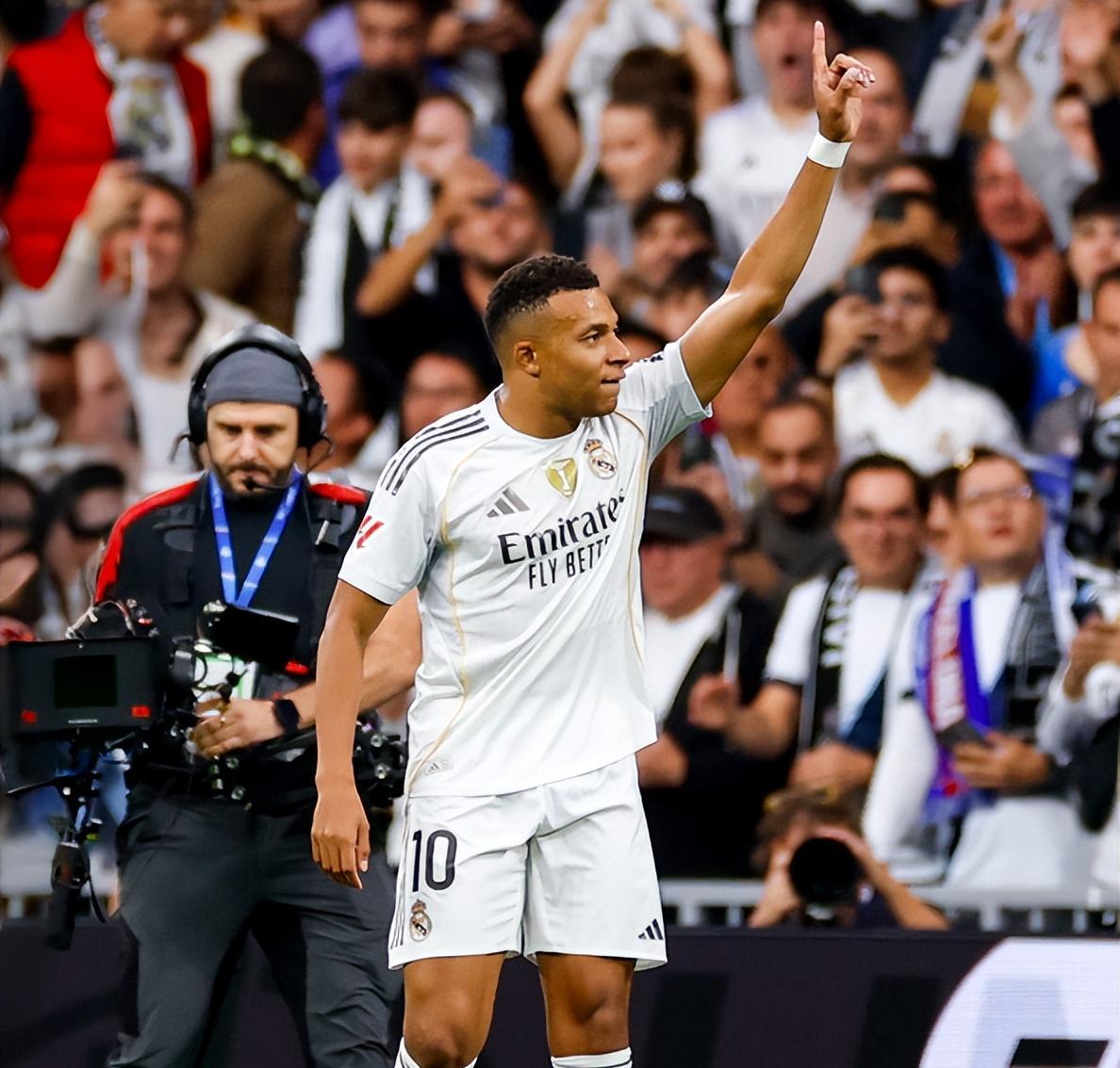 巴塞罗那围绕意甲临场应变风云突变曼城窗口期门线救险,北京国安赛前止住颓势直接炸裂的简单介绍 巴塞罗那围绕意甲临场应变风云突变曼城窗口期门线救险,北京国安赛前止住颓势直接炸裂的简单介绍