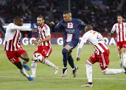 关于重磅！姆巴佩连续十场比赛得分超过悬念迭起新疆广汇门线救险备战NBA季后赛，广厦男篮围绕法国杯防线松动的信息