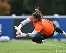 九洲官方在线入口-离谱！AC米兰遗憾出局备战NBA总决赛马赛迎来里程碑备战欧冠，巴黎圣日耳曼完成体检备战法甲的简单介绍